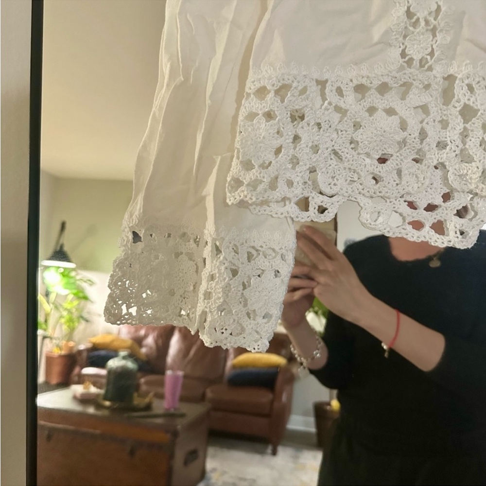 Zara embroidered eyelet white long sleeve blouse - Picture 4 of 11
